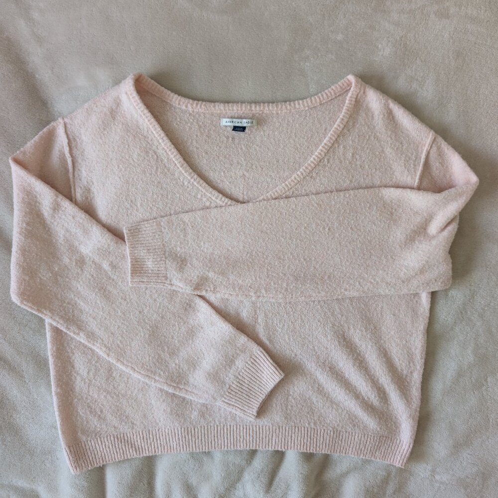 3/$30 American Eagle ballet pink lightweight sweater